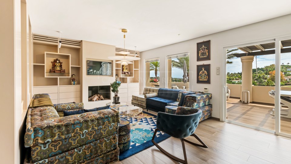 Nueva Andalucia, Superbe penthouse duplex à vendre à Las Alamandas