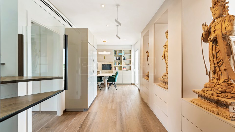 Nueva Andalucia, Superbe penthouse duplex à vendre à Las Alamandas