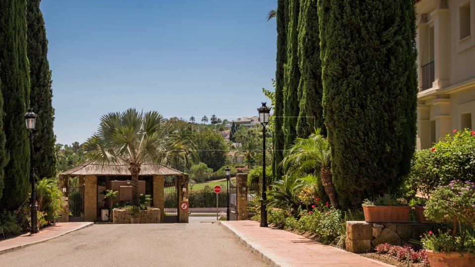 Nueva Andalucia, Superbe penthouse duplex à vendre à Las Alamandas