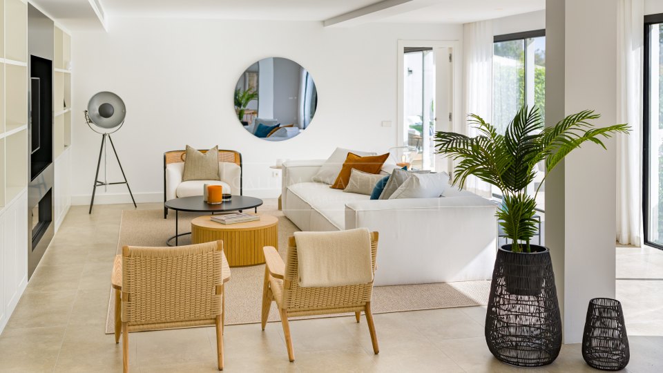 Nueva Andalucia, Bungalow de luxe élégant à Nueva Andalucía de plain-pied