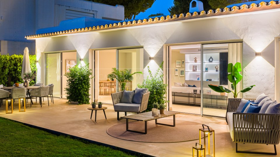 Nueva Andalucia, Bungalow de luxe élégant à Nueva Andalucía de plain-pied