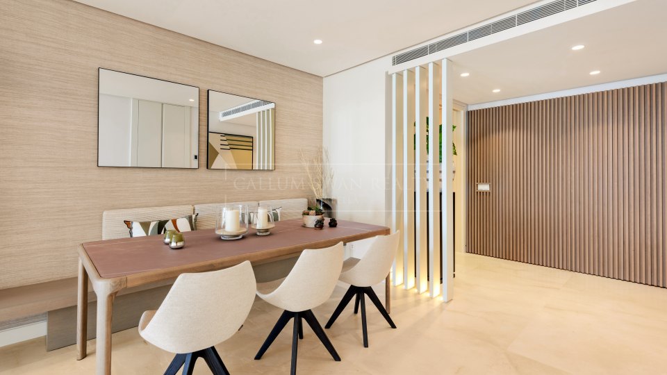 Marbella Golden Mile, Un joyau unique en bord de mer à Marina Puente Romano