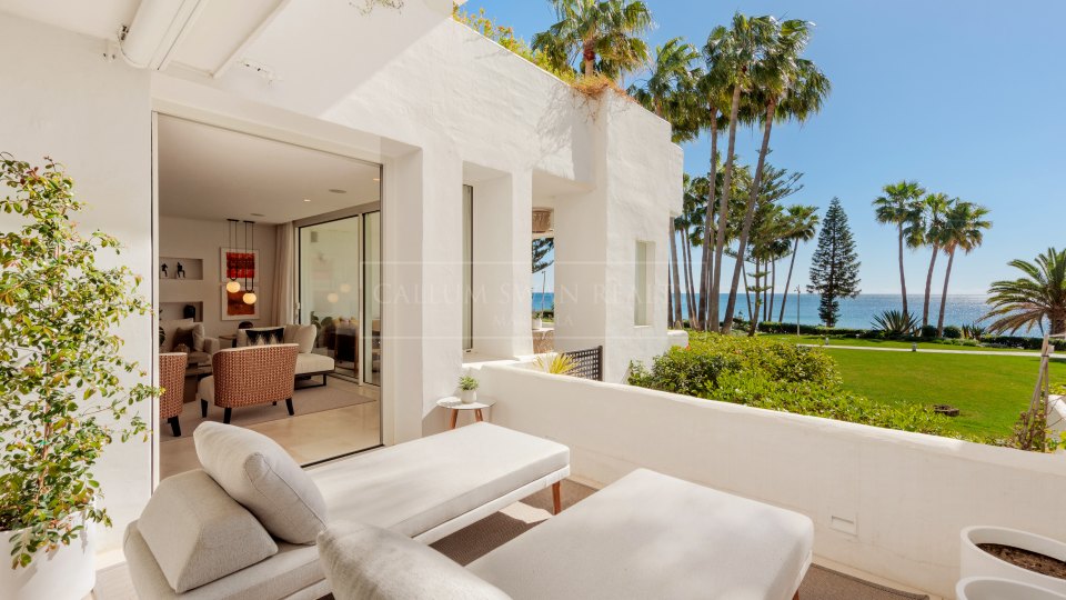Marbella Golden Mile, Un joyau unique en bord de mer à Marina Puente Romano