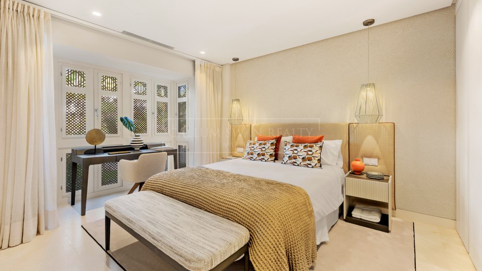 Marbella Golden Mile, Un joyau unique en bord de mer à Marina Puente Romano