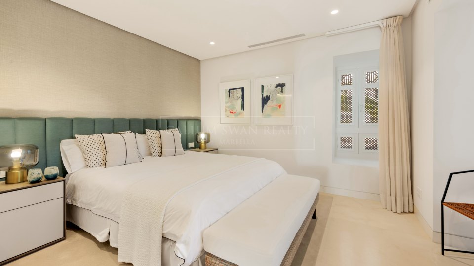 Marbella Golden Mile, Un joyau unique en bord de mer à Marina Puente Romano