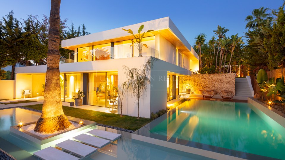 Nueva Andalucia, Golfside Villa in Marbella’s Nueva Andalucia Golf Valley