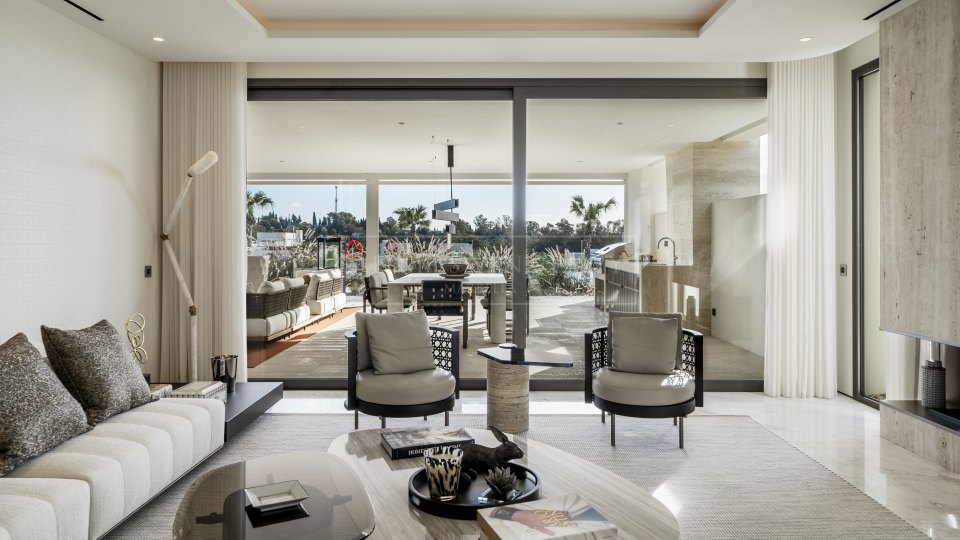 Marbella Golden Mile, Appartement duplex conçu par Fendi dans Epic, Mille d'Or