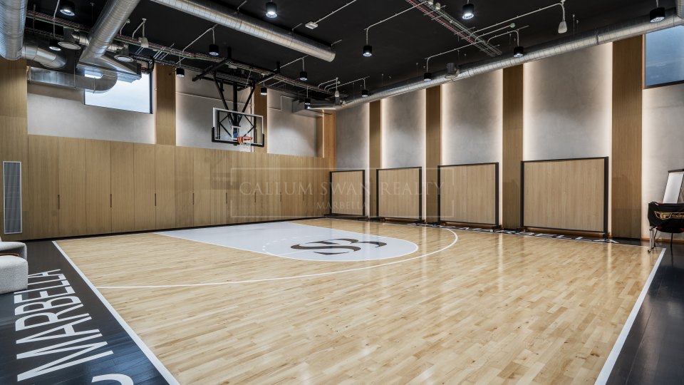 Marbella Golden Mile, Appartement duplex conçu par Fendi dans Epic, Mille d'Or