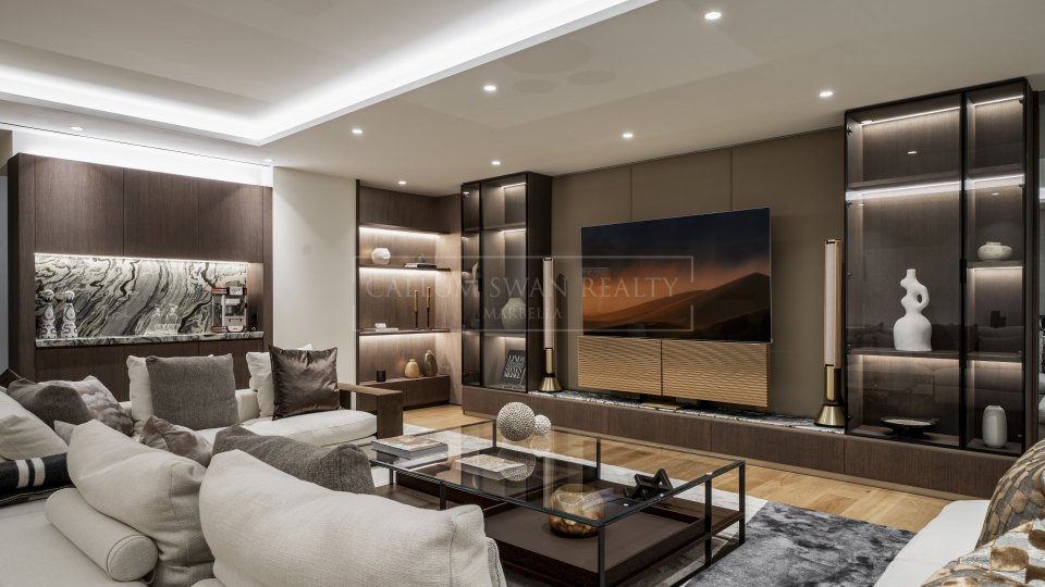 Marbella Golden Mile, Appartement duplex conçu par Fendi dans Epic, Mille d'Or