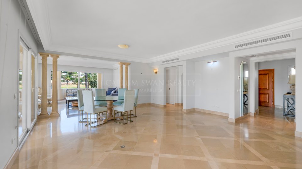 Nueva Andalucia, Spacious Duplex Penthouse in Nueva Andalucia’s Golf Valley, Marbella