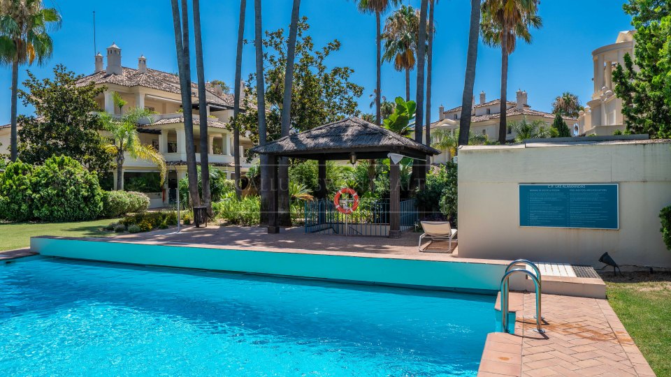 Nueva Andalucia, Spacious Duplex Penthouse in Nueva Andalucia’s Golf Valley, Marbella