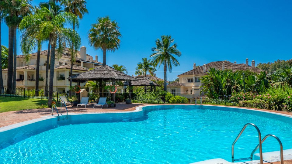 Nueva Andalucia, Spacious Duplex Penthouse in Nueva Andalucia’s Golf Valley, Marbella