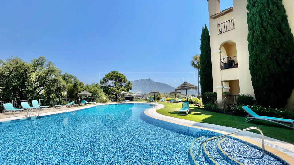 Benahavis, Charmant appartement de deux chambres à vendre à La Quinta, Benahavis