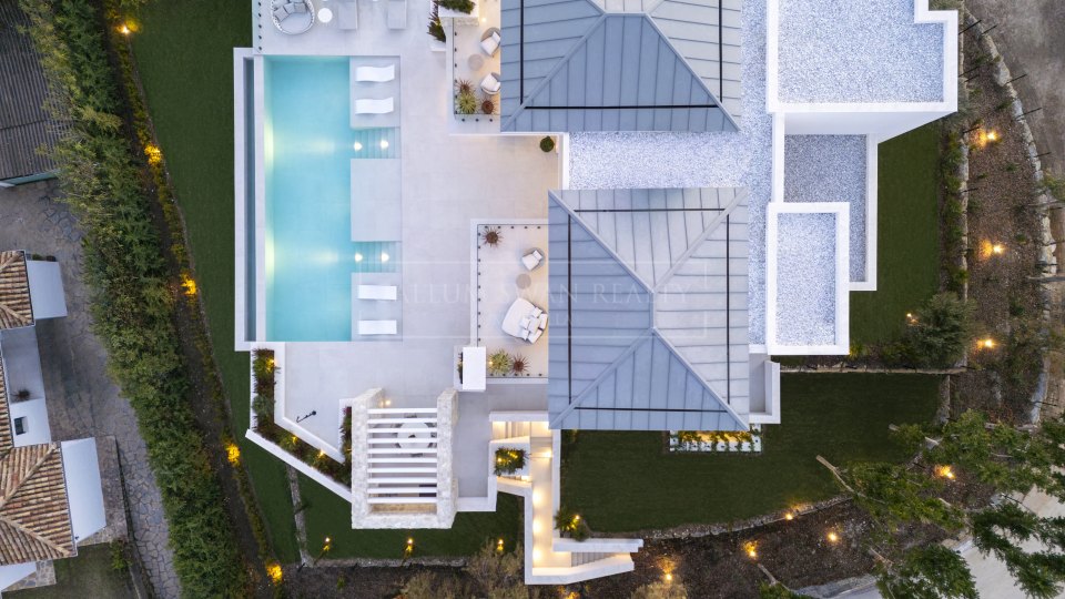 Benahavis, Villa de lujo en exclusiva urbanización cerrada en La Quinta, Benahavís