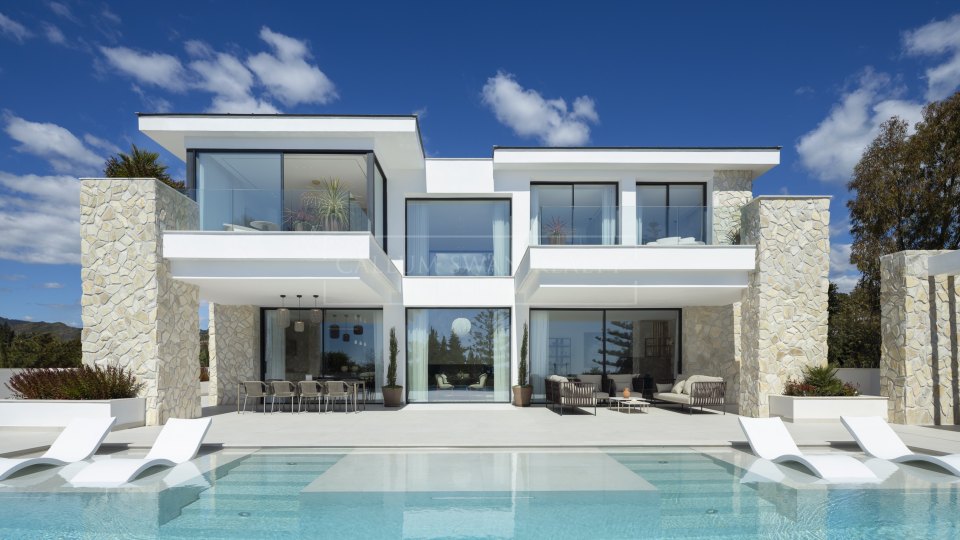 Benahavis, Villa de lujo en exclusiva urbanización cerrada en La Quinta, Benahavís