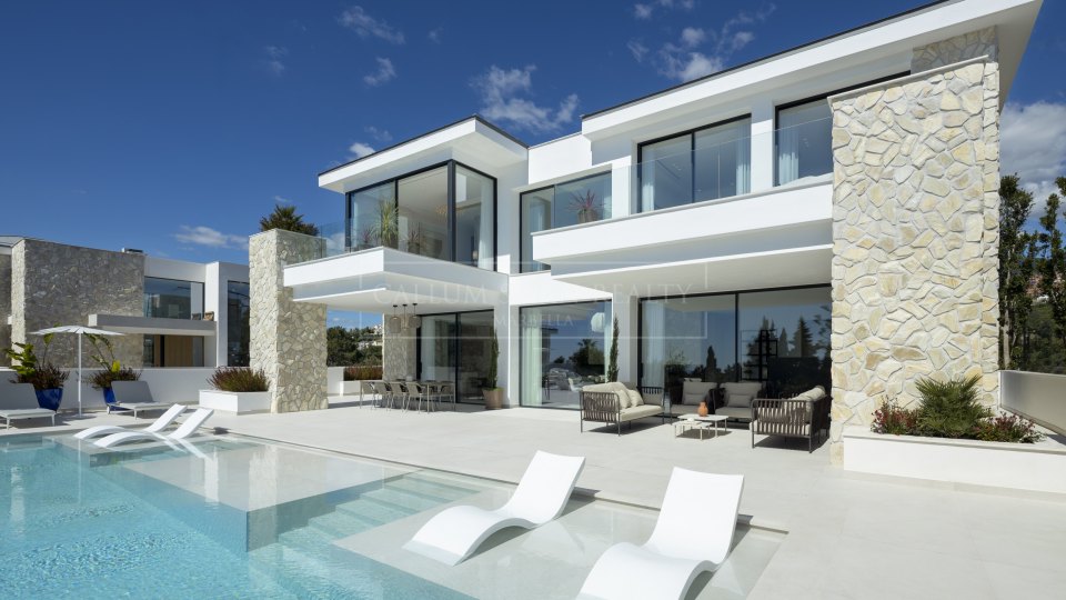 Benahavis, Villa de lujo en exclusiva urbanización cerrada en La Quinta, Benahavís