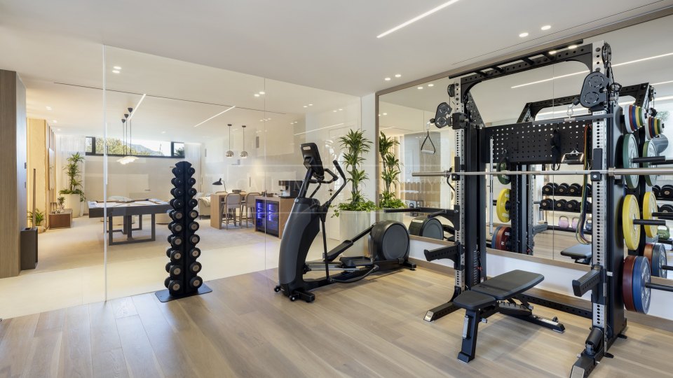 Benahavis, Villa de lujo en exclusiva urbanización cerrada en La Quinta, Benahavís