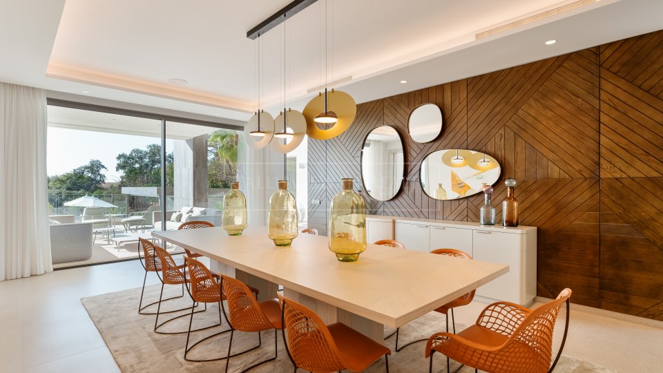 Benahavis, Elegancia Contemporánea en el Corazón de La Zagaleta