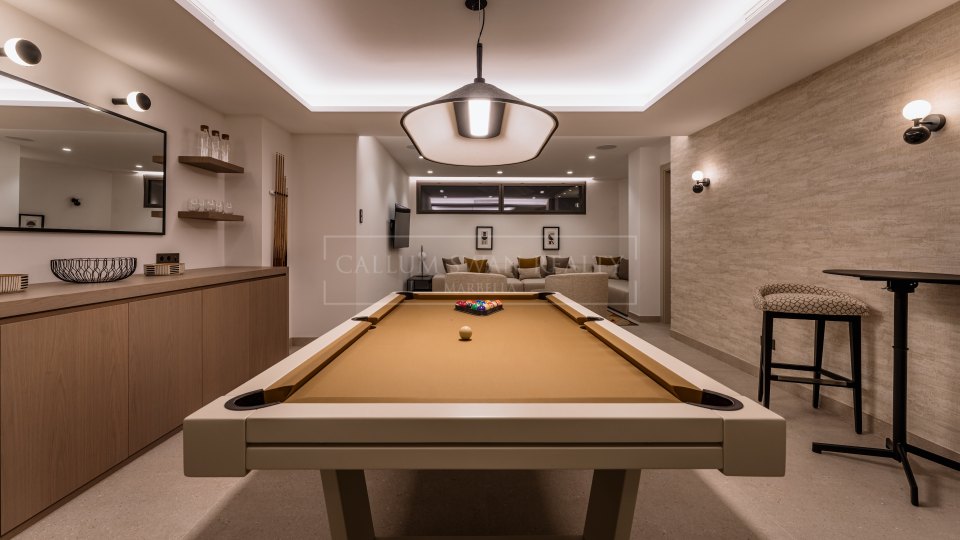 Benahavis, Elegancia Contemporánea en el Corazón de La Zagaleta