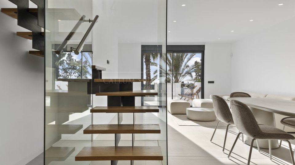 Estepona, Penthouse moderne avec vue sur la mer à El Paraiso, Estepona