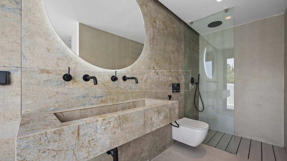 Estepona, Penthouse moderne avec vue sur la mer à El Paraiso, Estepona