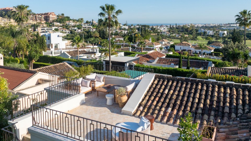 Nueva Andalucia, Villa élégante de style méditerranéen dans la vallée de golf de Nueva Andalucía