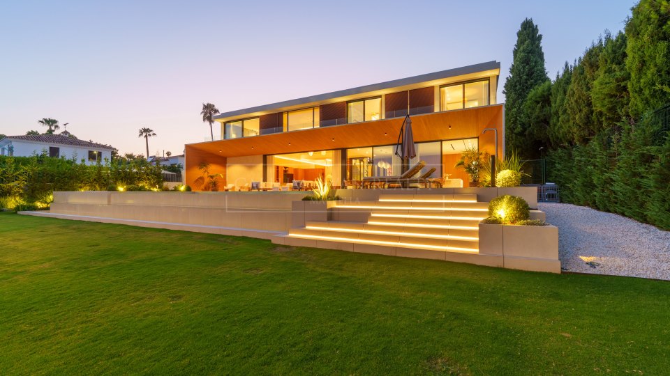 San Pedro de Alcantara, Villa contemporánea de lujo en Guadalmina Alta