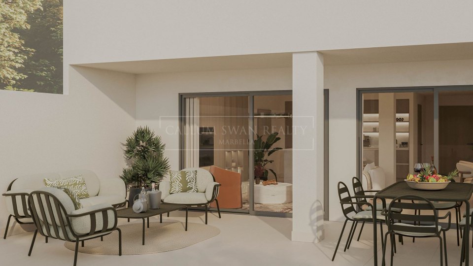 San Pedro de Alcantara, Beachside family home in San Pedro beach, walking distance to the beach and amenities