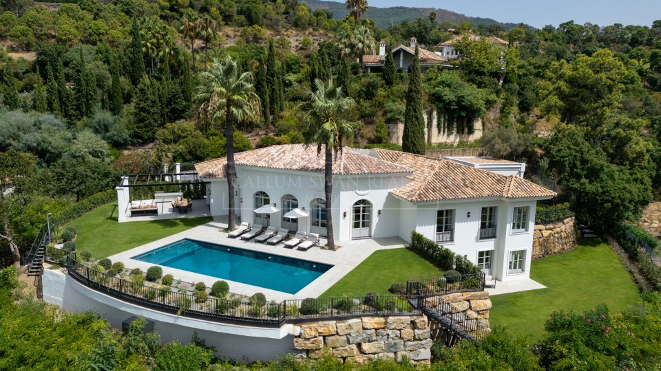 Benahavis, Elegante villa con vistas a las montañas en La Zagaleta, Benahavís