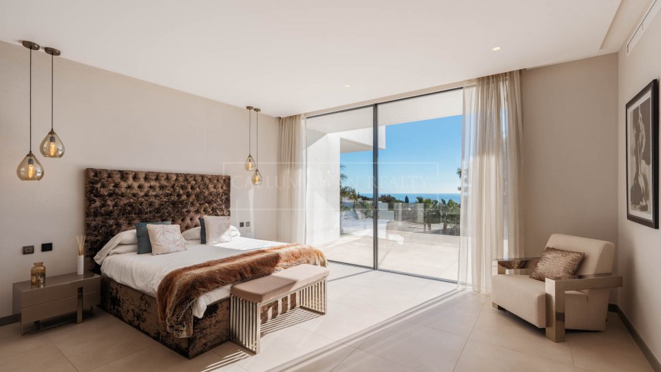 Benahavis, El Madroñal, Benahavís - Luxury Villa with Panoramic Mediterranean and Mountain Views