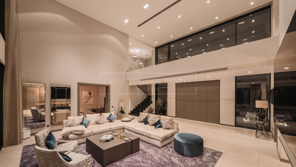Benahavis, El Madroñal, Benahavís - Luxury Villa with Panoramic Mediterranean and Mountain Views