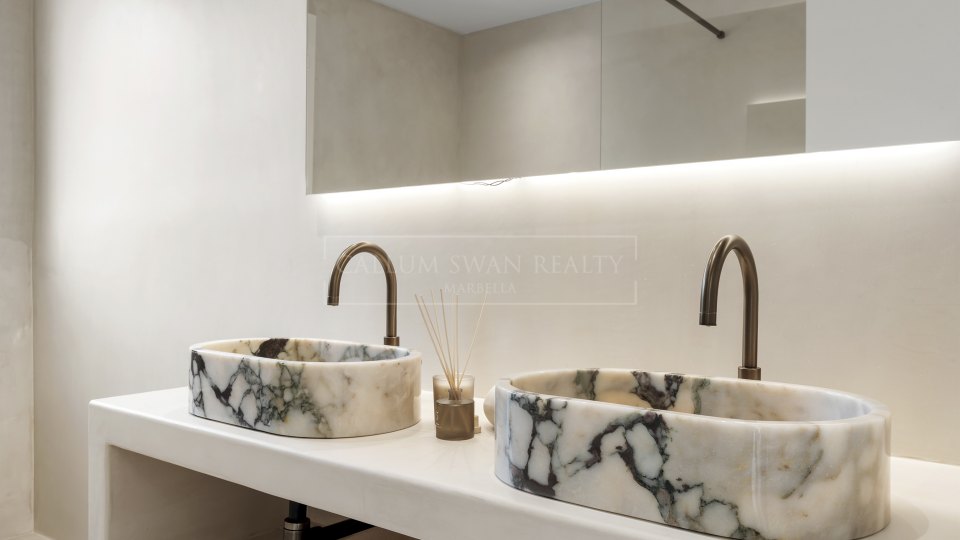 Benahavis, Villa contemporánea en venta en La Alquería, Benahavís