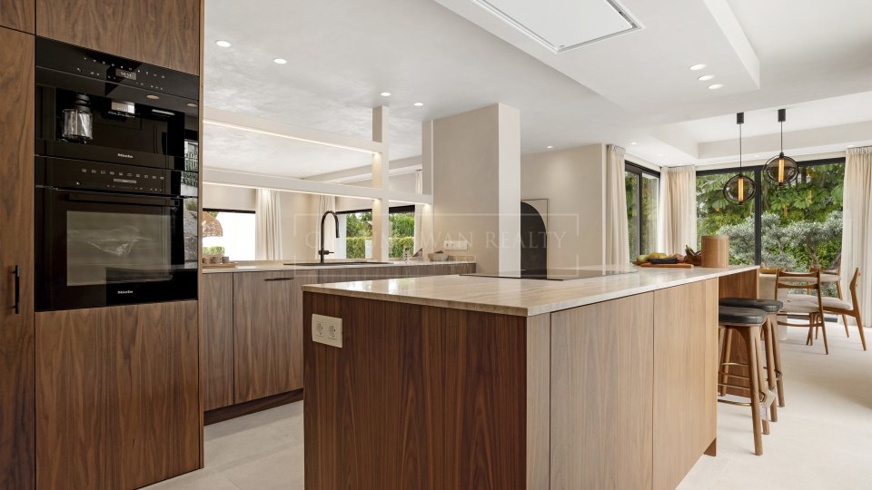 Benahavis, Villa contemporánea en venta en La Alquería, Benahavís