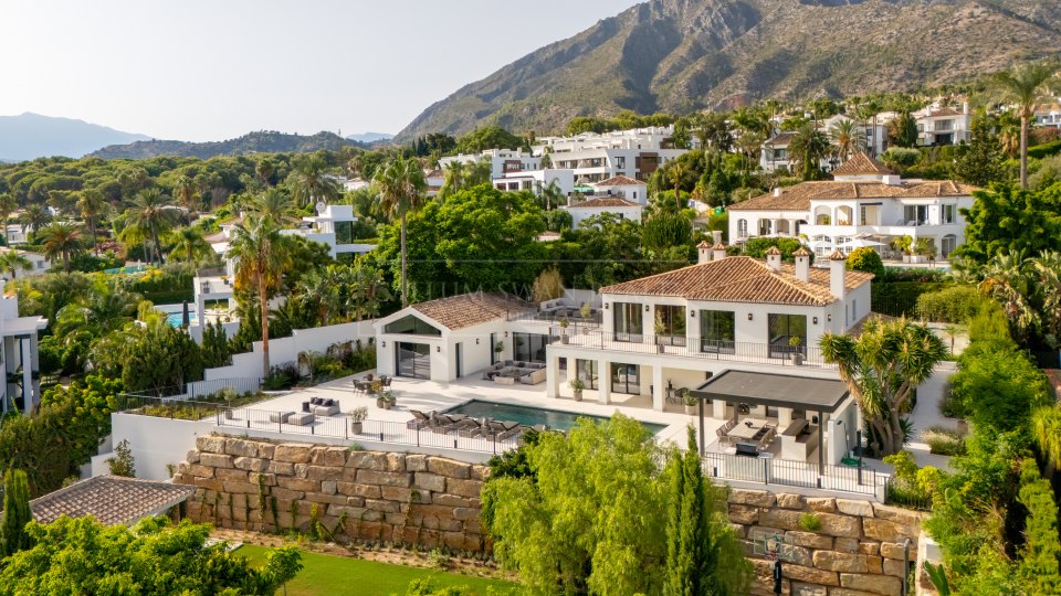 Marbella Golden Mile, Villa andalouse rénovée à Rocío de Nagüeles, sur la Golden Mile de Marbella