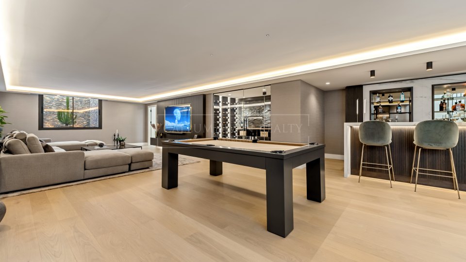 Marbella Golden Mile, Villa andalouse rénovée à Rocío de Nagüeles, sur la Golden Mile de Marbella