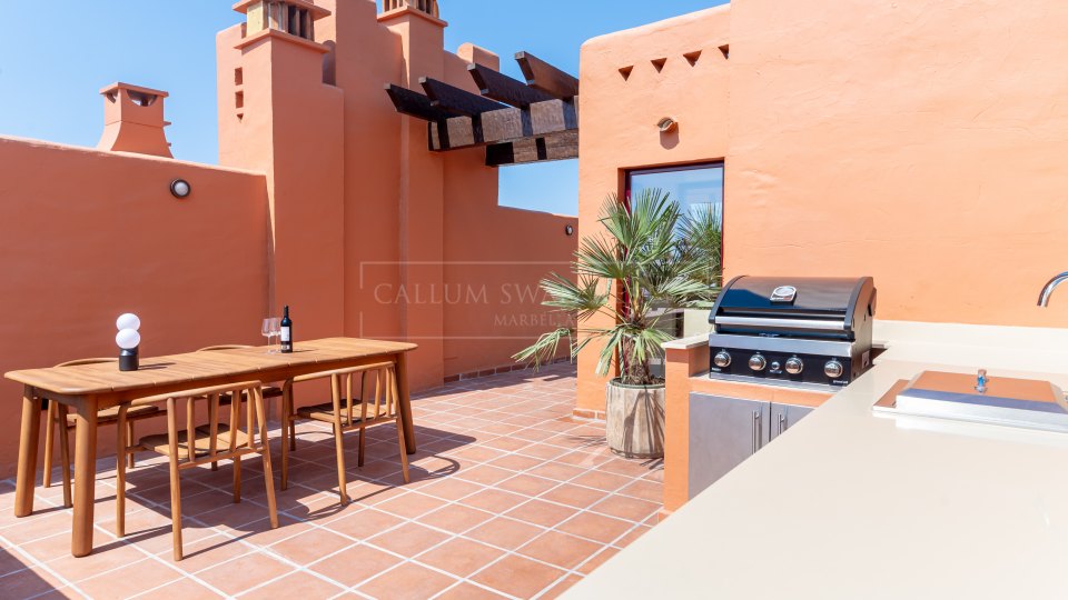 Marbella Golden Mile, Townhouse with Rooftop Terrace in Altos de Puente Romano, Marbella’s Golden Mile