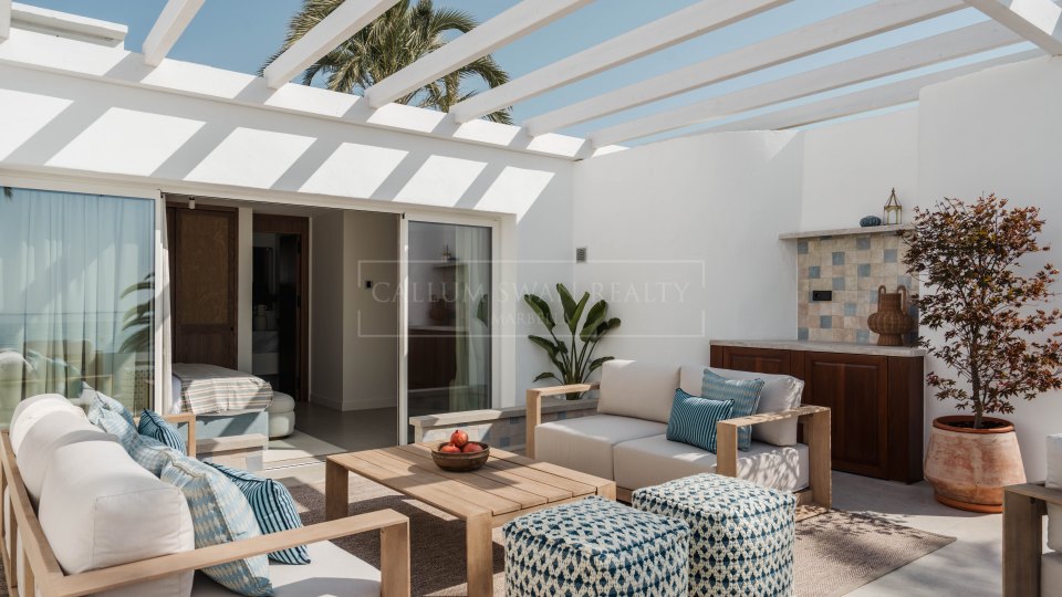 Marbella Golden Mile, Luxury Beachfront Home on Marbella’s Golden Mile