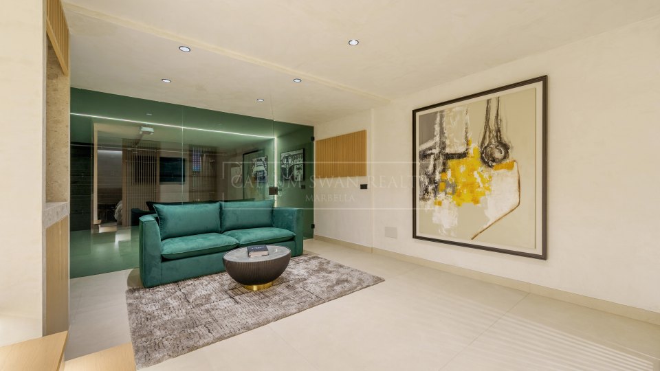 Marbella Golden Mile, Renovated Townhouse for Sale in Altos de Puente Romano, Marbella