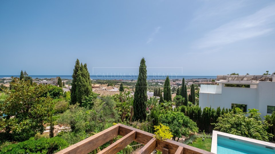 Benahavis, Mediterranean Villa for Sale in Paraíso Alto, Benahavís