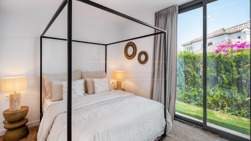 Benahavis, Mediterranean Villa for Sale in Paraíso Alto, Benahavís