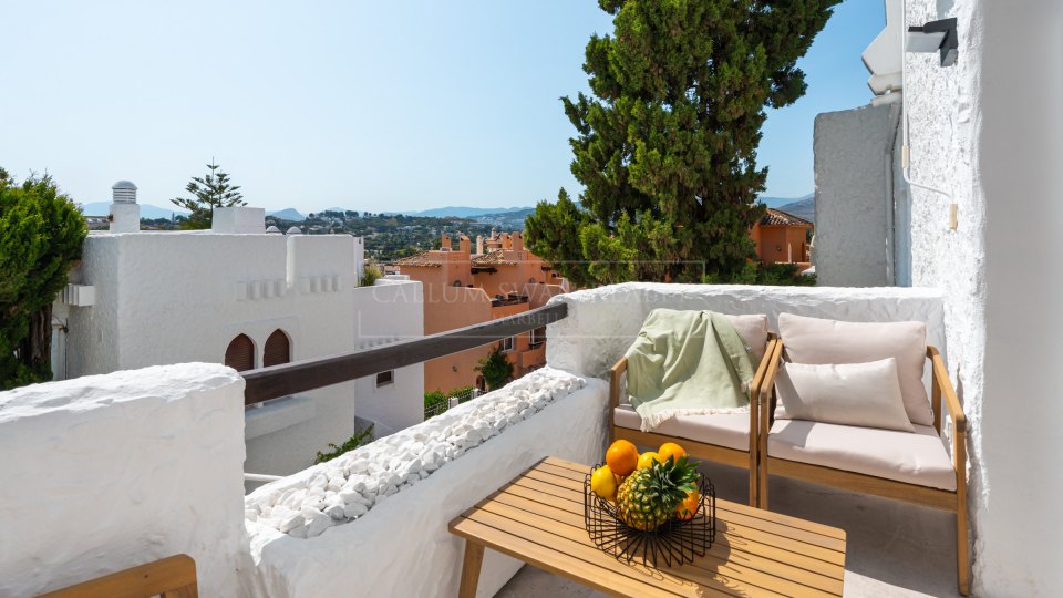 Nueva Andalucia, Penthouse duplex rénové à vendre à Nueva Andalucía, Marbella