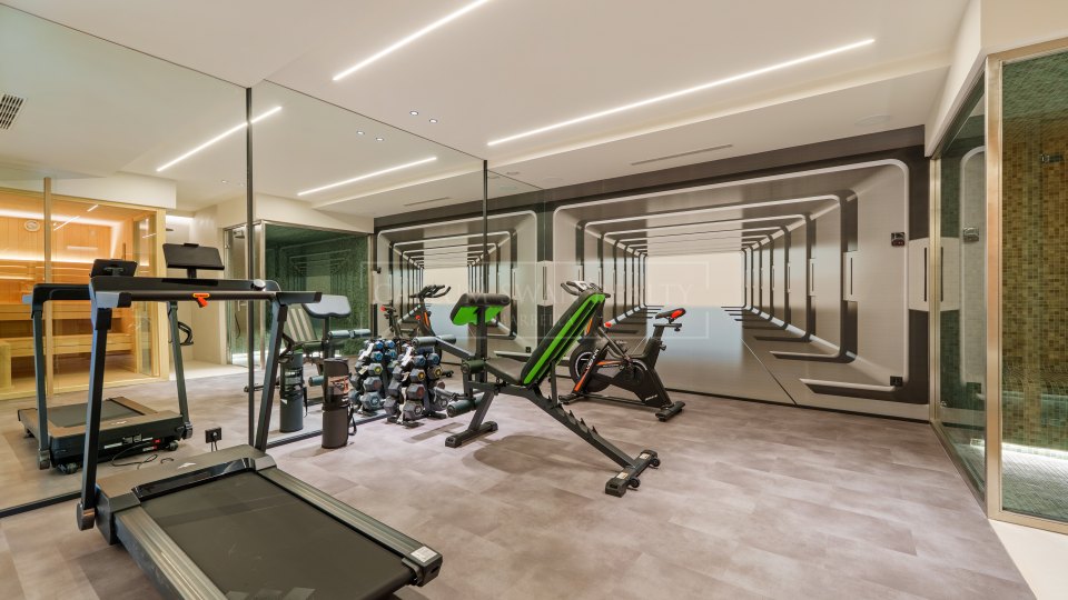 San Pedro de Alcantara, Villa familiar en venta cerca de la playa y del golf en Linda Vista Baja, San Pedro de Alcántara