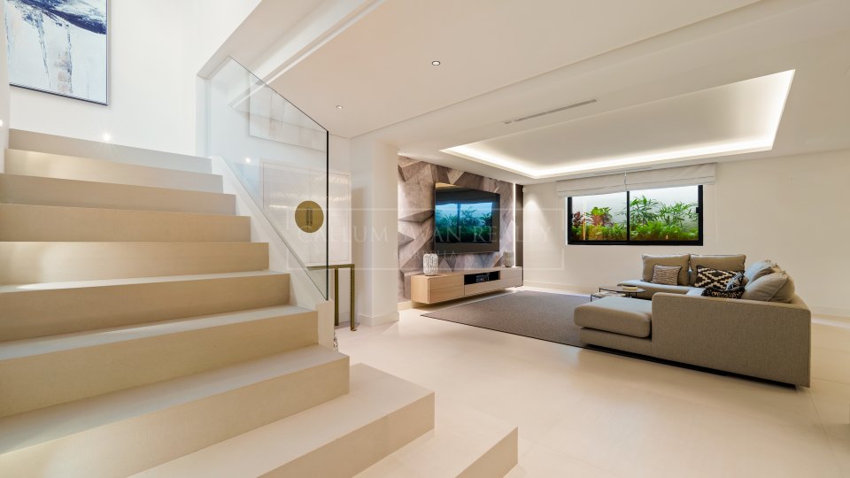 San Pedro de Alcantara, Villa familiar en venta cerca de la playa y del golf en Linda Vista Baja, San Pedro de Alcántara