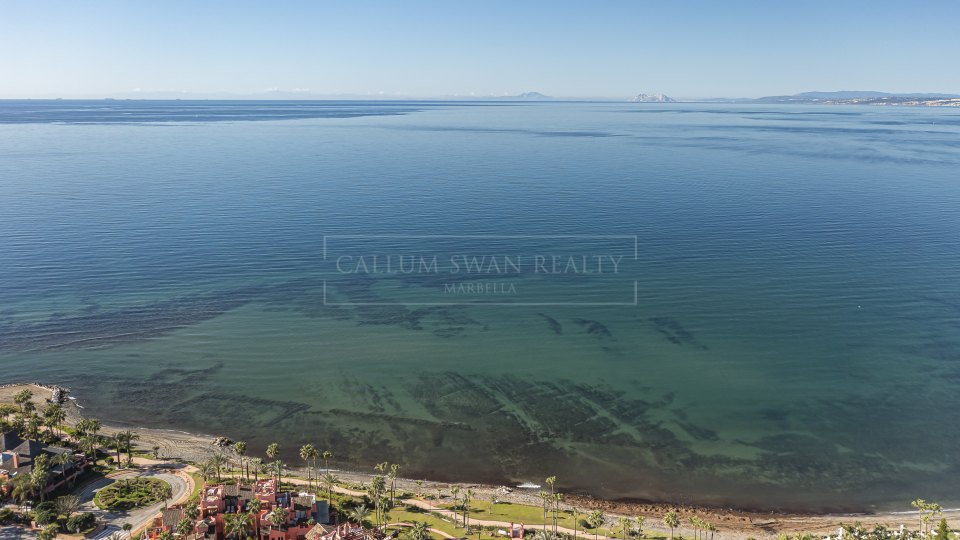 Estepona, Renovated Beachfront Penthouse for Sale in Cabo Bermejo, Estepona