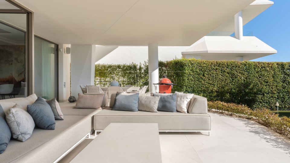 Nueva Andalucia, Villa contemporánea con vistas panorámicas en venta en el Valle del Golf de Marbella