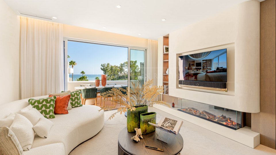 Estepona, Penthouse de luxe en bord de mer avec vue sur la mer à Bahía del Velerín, Estepona