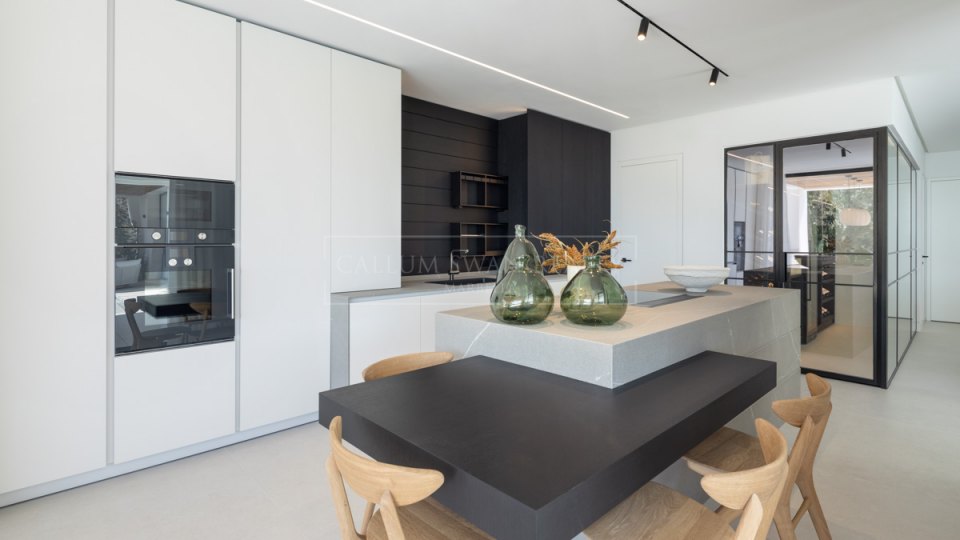 Benahavis, Villa Moderna en Venta en Lomas de la Quinta, Benahavis