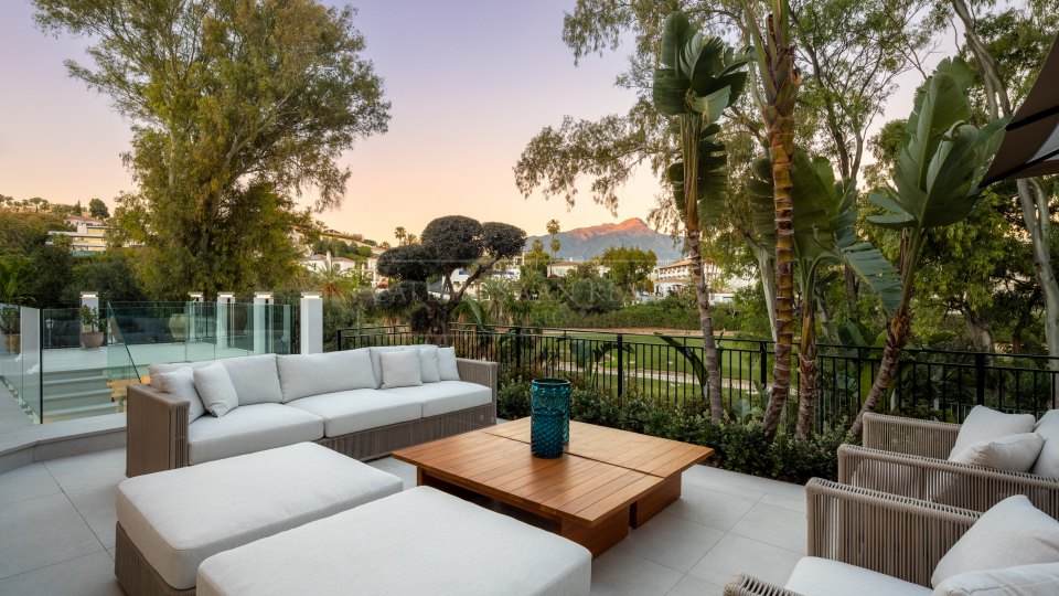Benahavis, Preciosa Villa en primera línea de golf en La Quinta