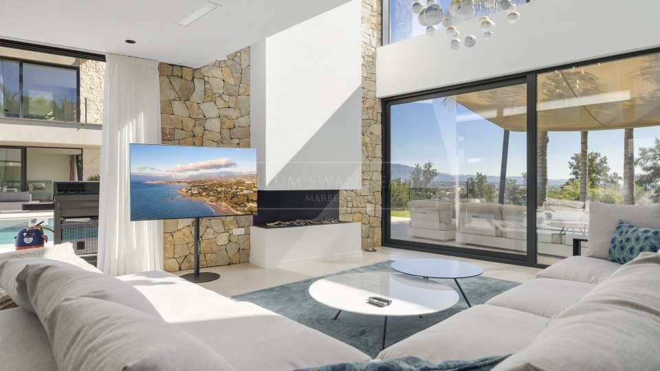 Benahavis, Frontline Golf Villa in La Alqueria, Benahavis