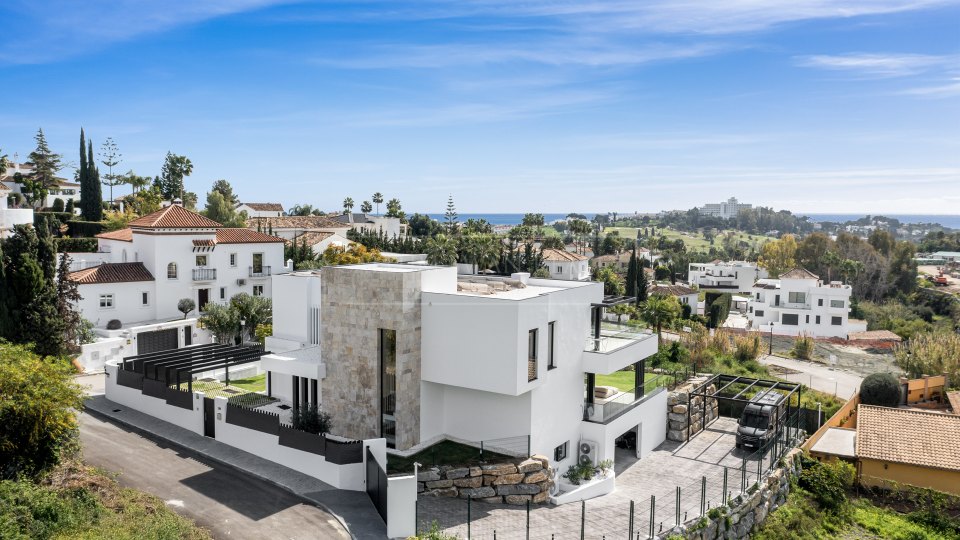 Benahavis, Brand New Villa in La Alqueria, Benahavis